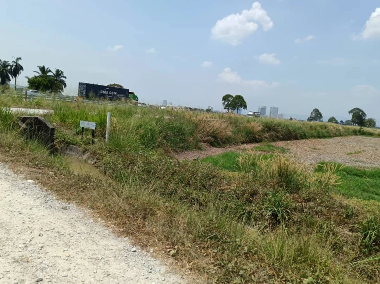 4,672 Sq Ft Freehold Land Facing BKE Highway in Permatang Ara, Penang - Photo 4