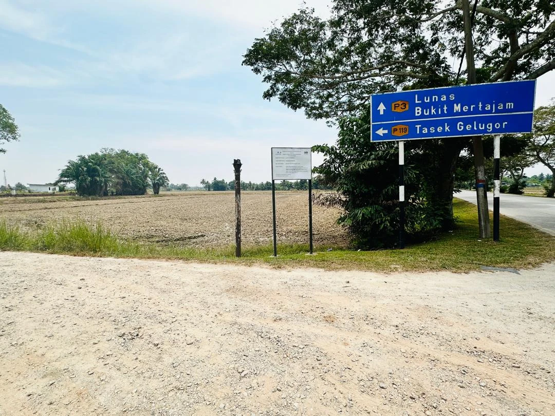 Tanah Pertanian Pegangan Bebas 1.5 Ekar Tepi Jalan Utama untuk Dijual di Padang Menora, Pulau Pinang